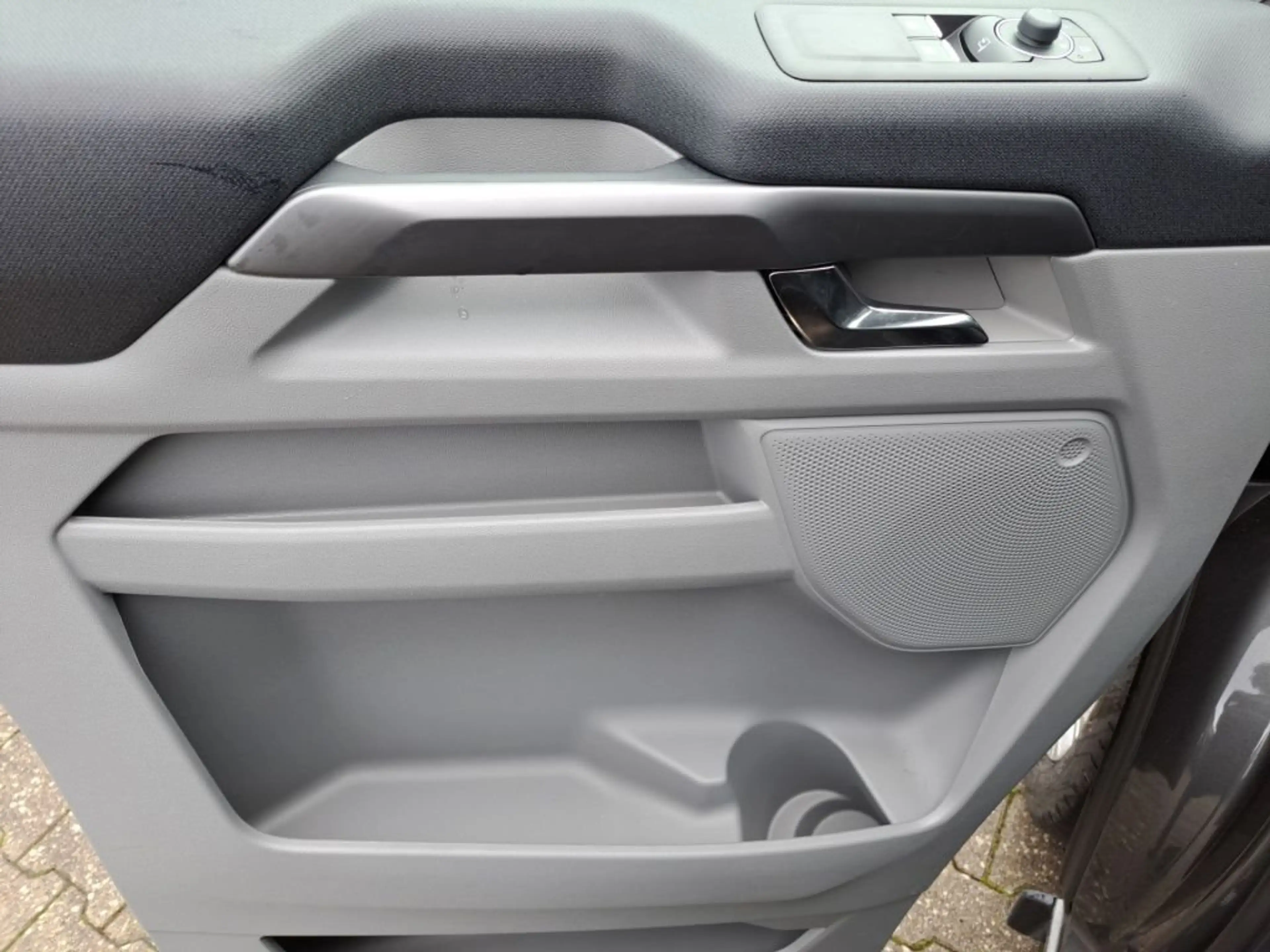 Ford Nugget Nugget 320 L1 VA Autm. Titanium — photo 10