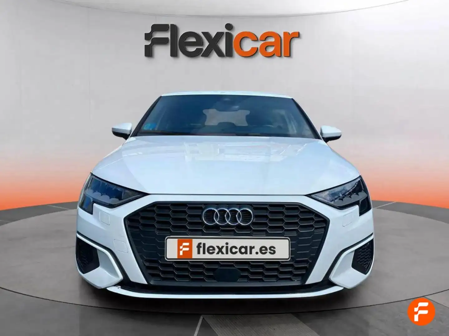 Audi A3 Sportback 30 TFSI 81kW (110CV) S tronic Blanc - 2