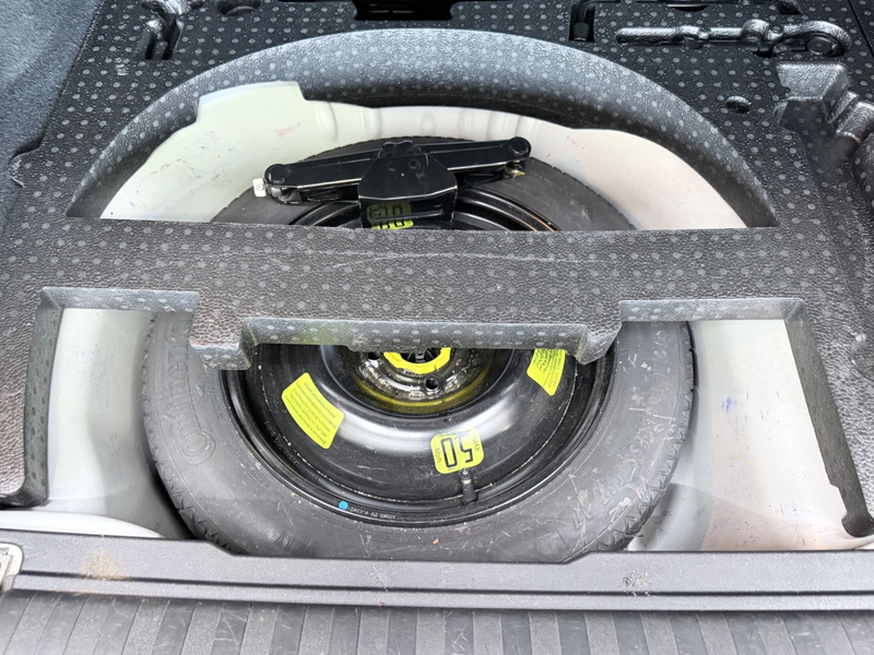 Peugeot 2008 Active KLIMA TEMPOMAT SCHECKHEFT AUTOMATIK — photo 11