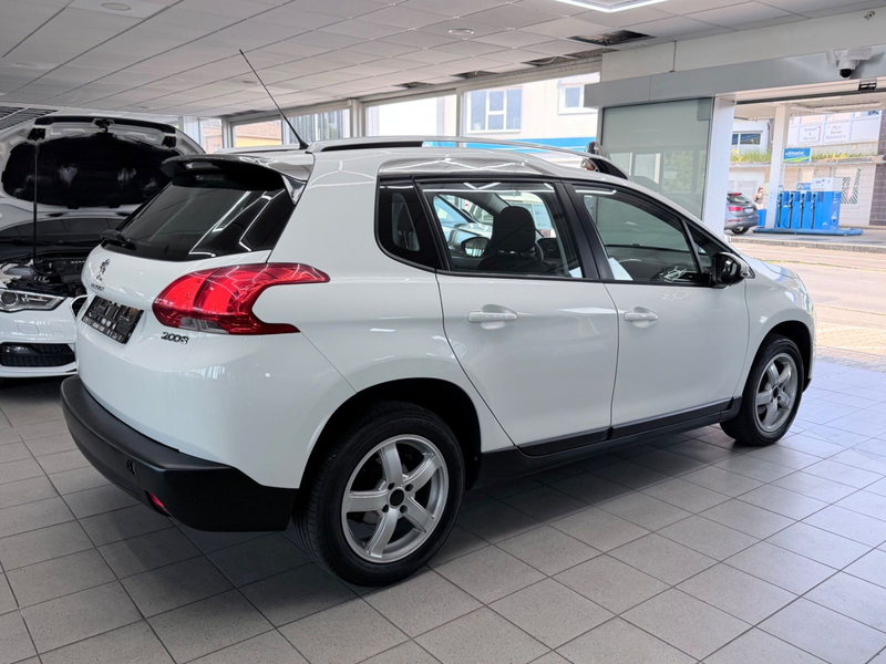 Peugeot 2008 Active KLIMA TEMPOMAT SCHECKHEFT AUTOMATIK — photo 5