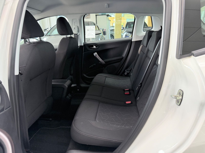 Peugeot 2008 Active KLIMA TEMPOMAT SCHECKHEFT AUTOMATIK — photo 15