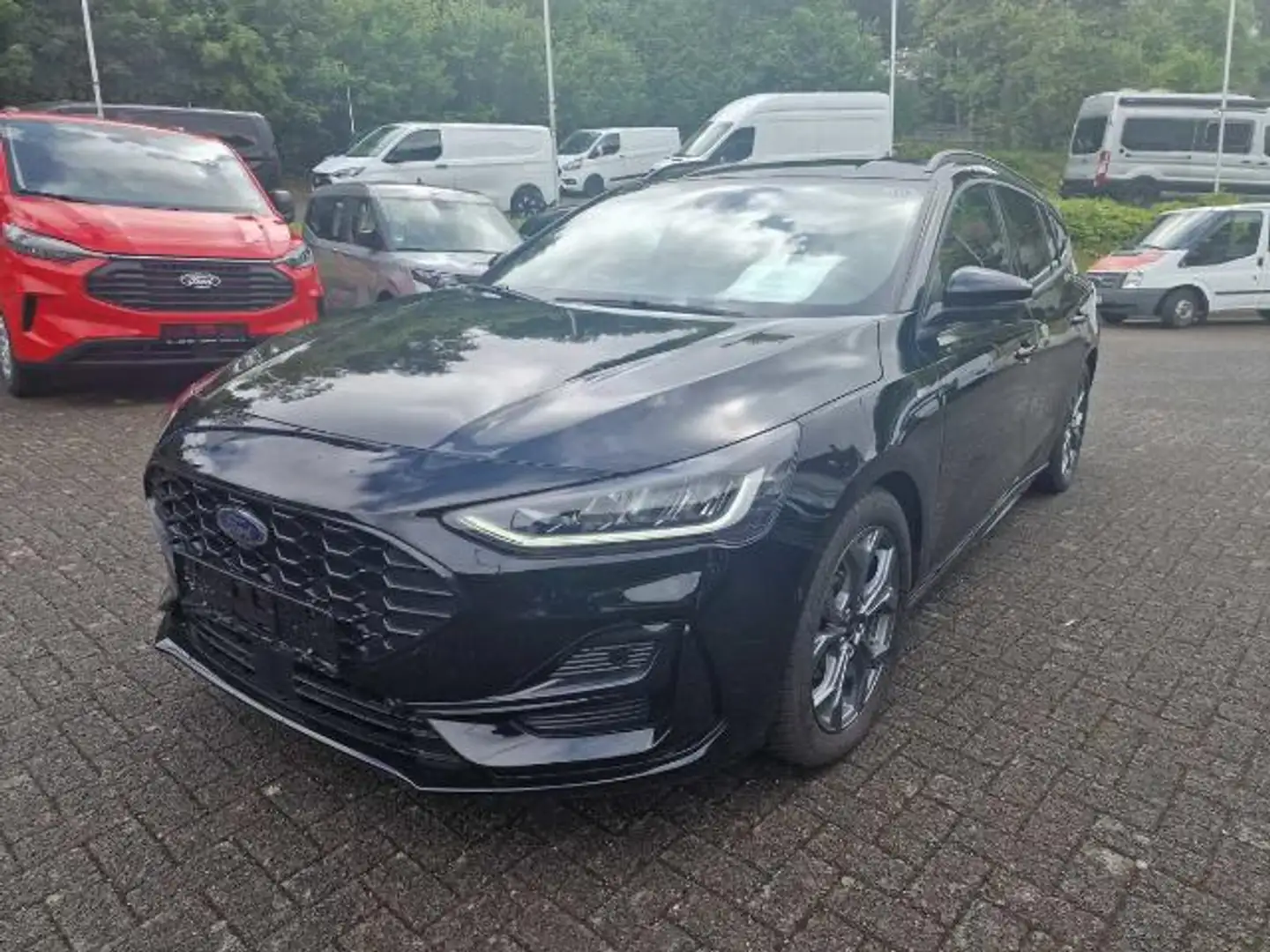Ford Focus Turnier 1.0 EcoBoost Hybrid ST-LINE X Schwarz - 1