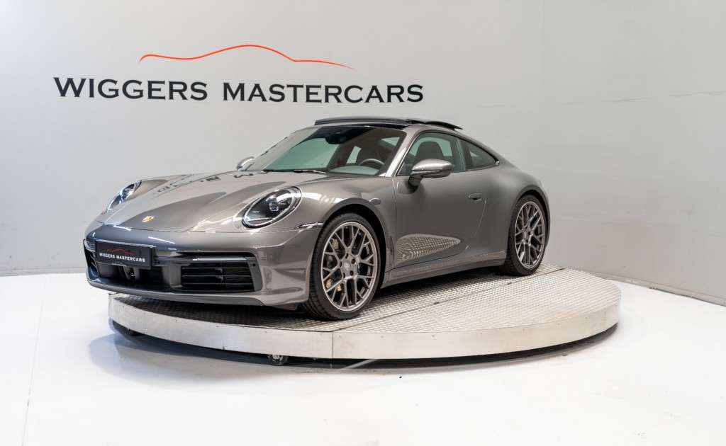 Porsche 992