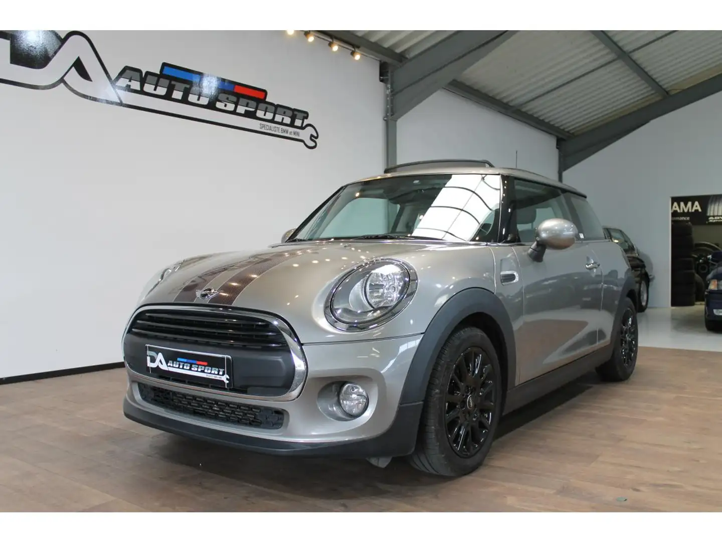 MINI One Mini 1.2i - 102  F56 COUPE One Shoreditch PHASE 1 Gris - 2