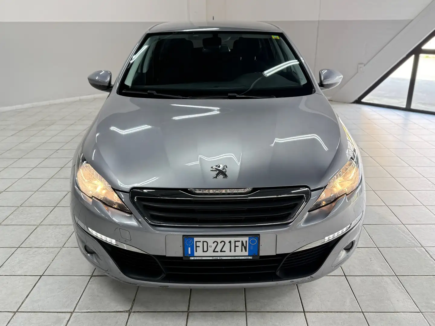 Peugeot 308 SW 1.6 bluehdi GT Line s&s 120cv eat6 Beige - 1