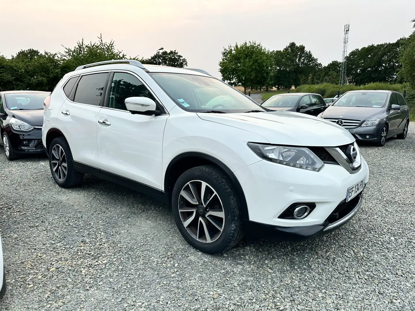 Nissan X-Trail 1.6 dCi 130 5pl  Xtronic N-Connecta Blanc - 1