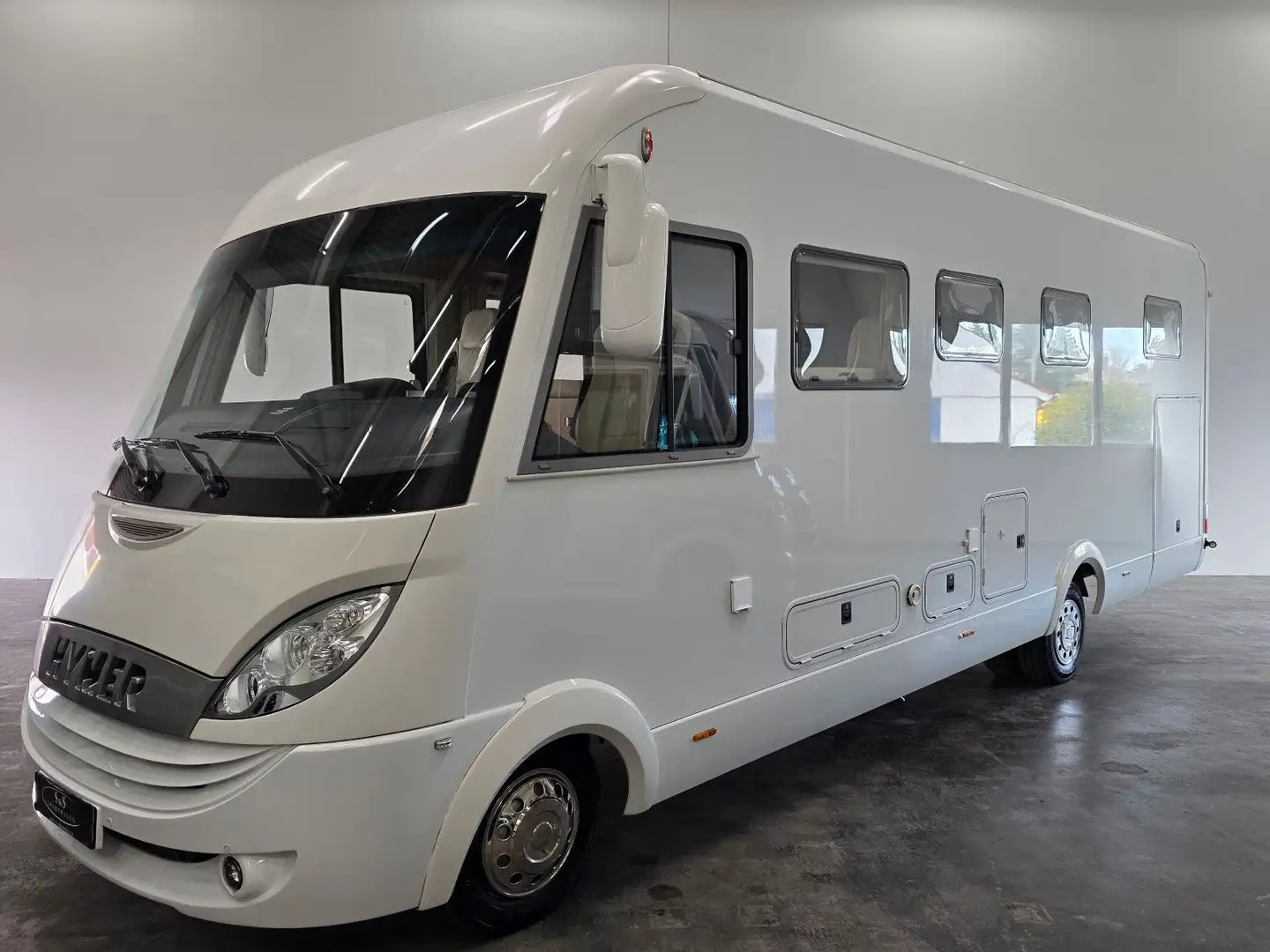 Hymer/Eriba Liner 839*Hub/Luft/Klima/Sat/Solar/AHK/Kamera* Weiß - 2