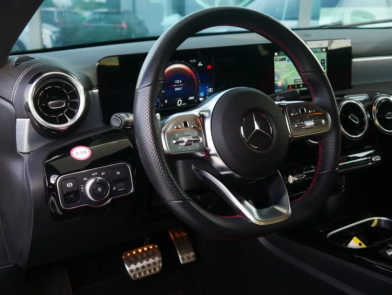 Mercedes-Benz CLA e Aut. AMG-LINE *Night Paket*, миниатюра 9