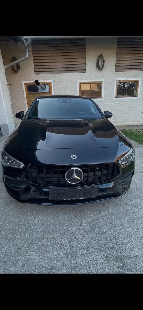 Mercedes-Benz CLA 200 CLA 200 d Shooting Brake 4MATIC Aut. Schwarz - 2