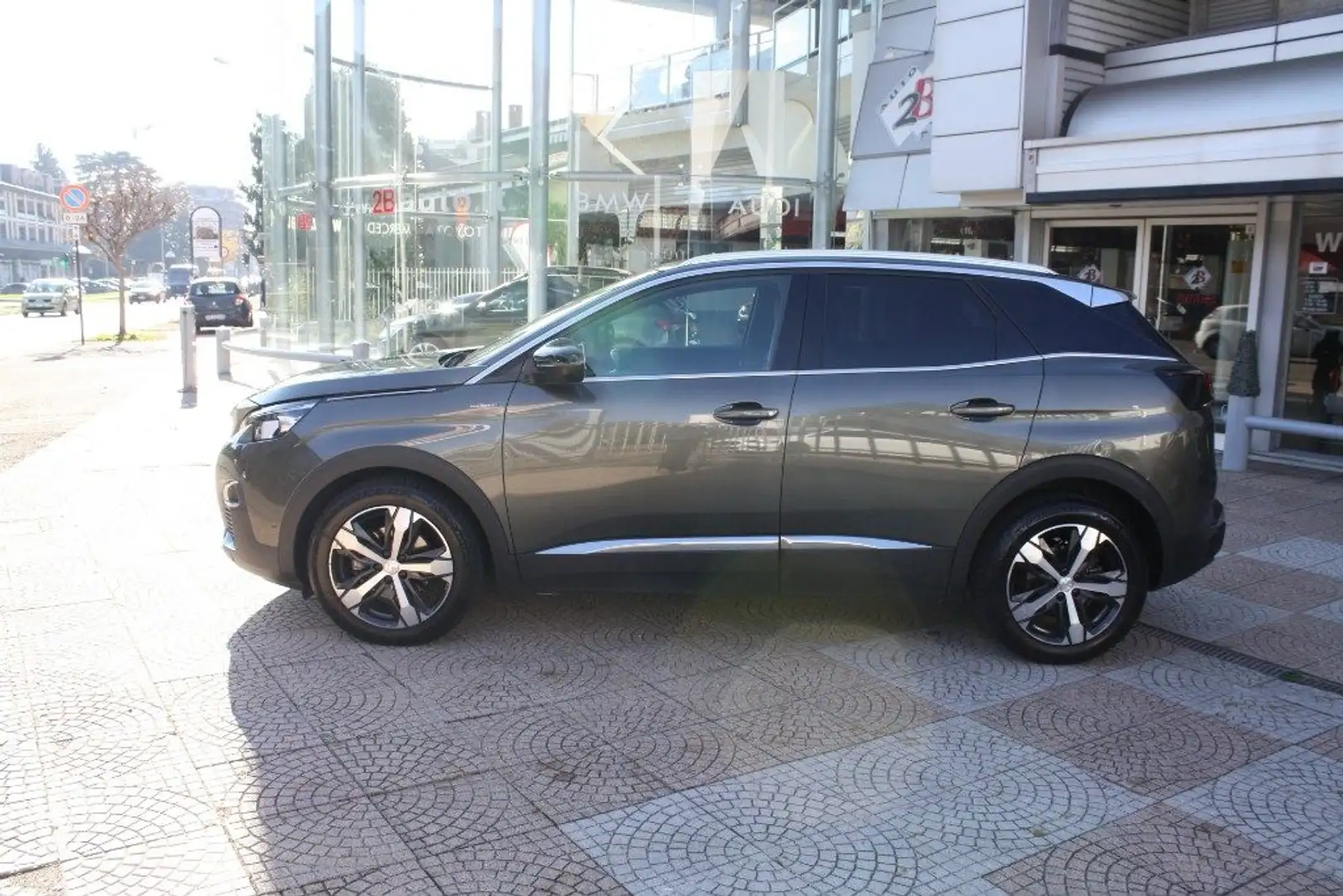 Peugeot 3008 PureTech Turbo 180 S&S EAT8 GT Line Gris - 2