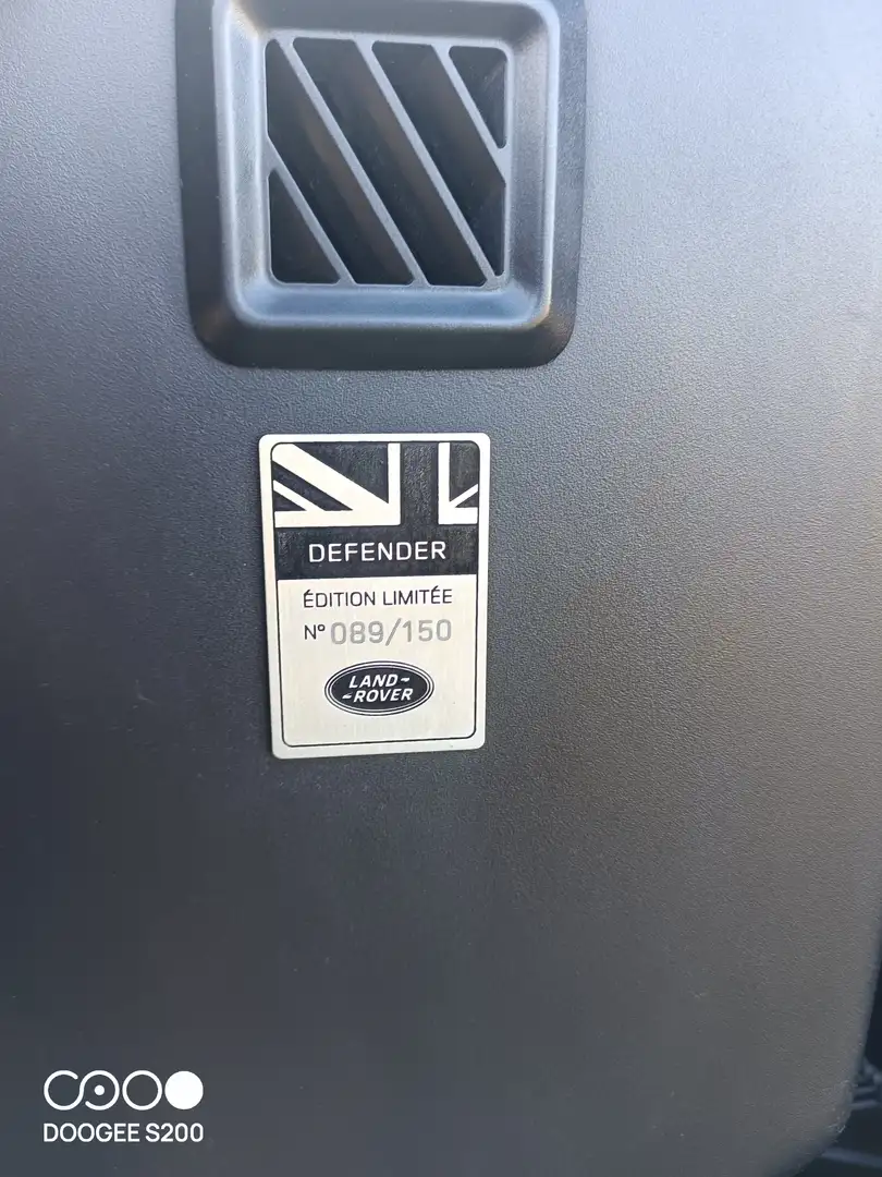 Land Rover Defender DEFENDER 90 HARD TOP MARK VI BLACK EDITION Argintiu - 2
