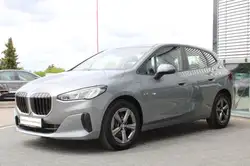 Bmw 218 i Active Tourer Navi LED SH Kamera DAB Alu
