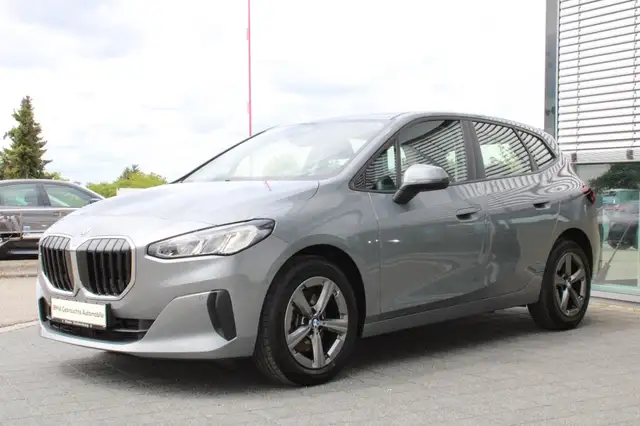 Bmw 218 i Active Tourer Navi LED SH Kamera DAB Alu