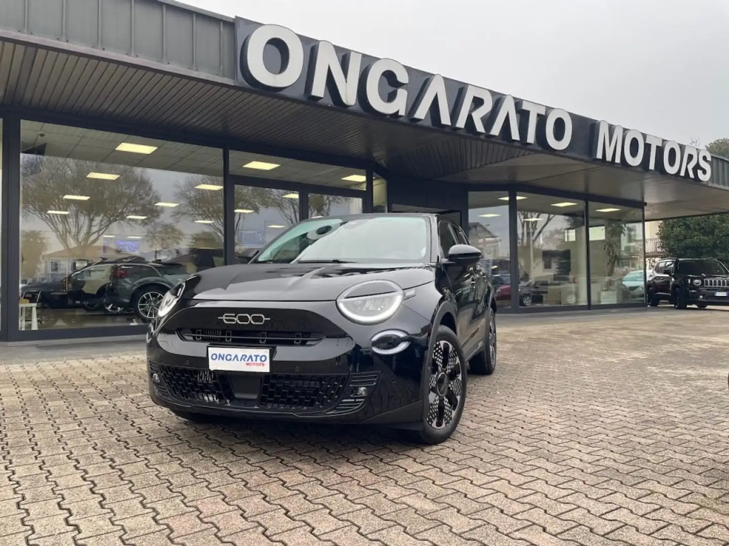 Fiat 600 600 Hybrid 100 CV DCT MHEV La Prima Noir - 1