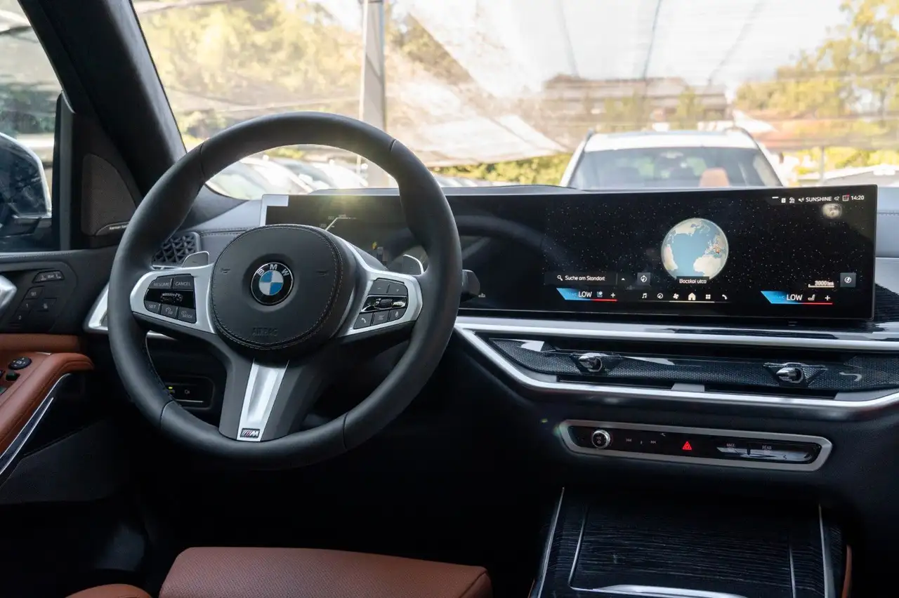 BMW X7 40d M SPORT.LUFTFE.SOFTC.PANO.360.AHK.5/100 15