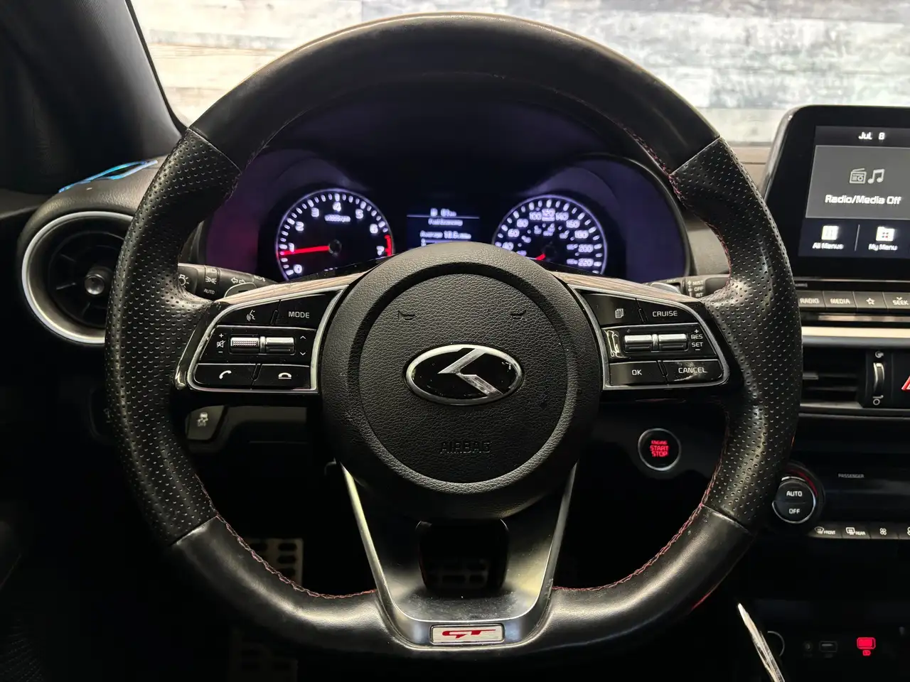 Kia Forte снимка Kia Forte