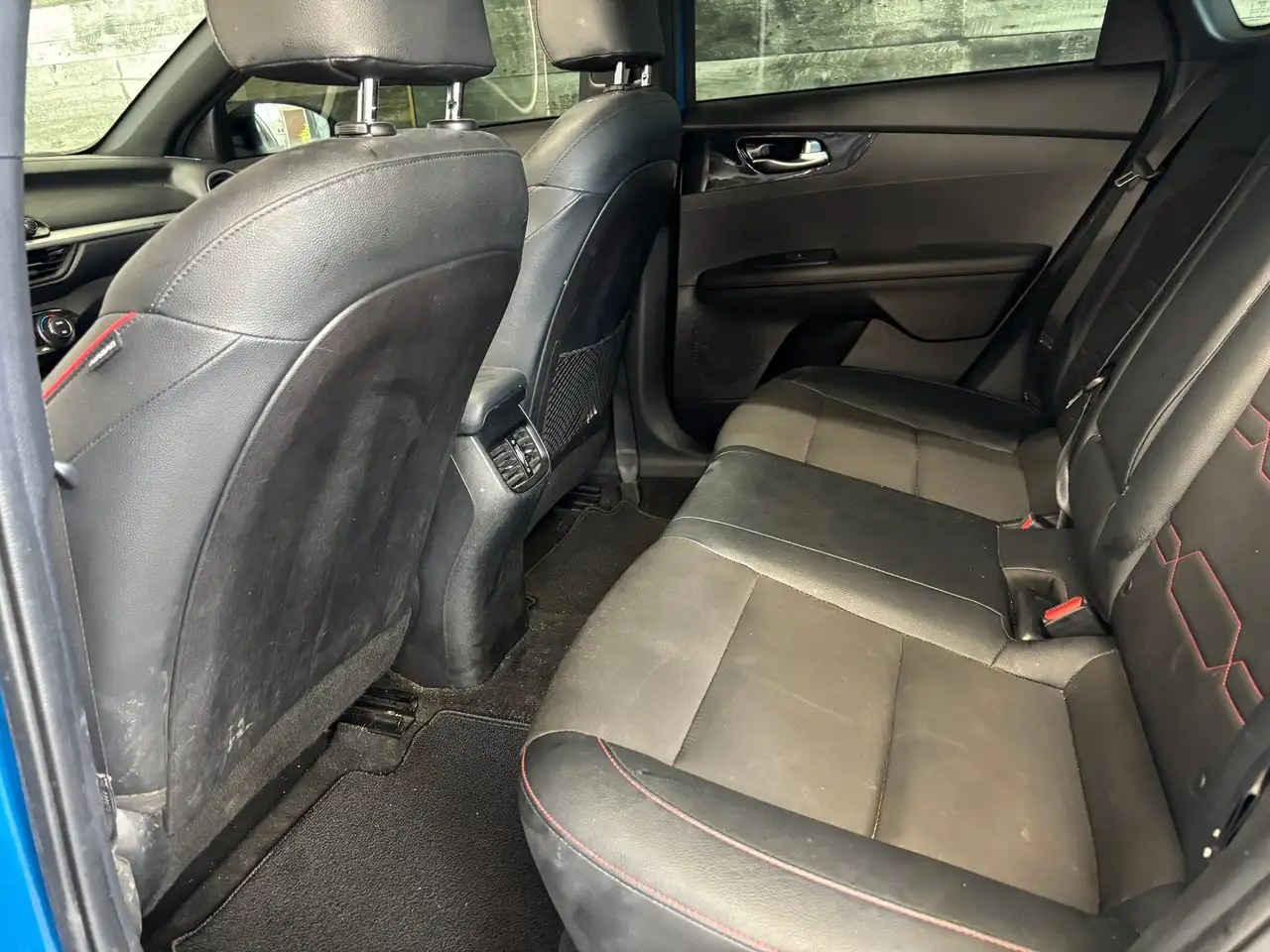Kia Forte снимка Kia Forte