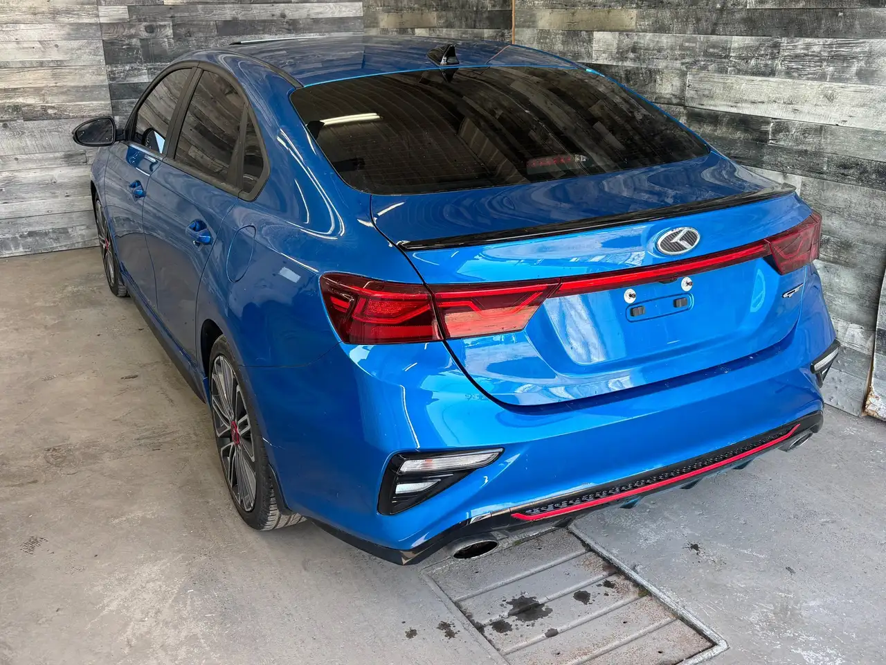 Kia Forte снимка Kia Forte