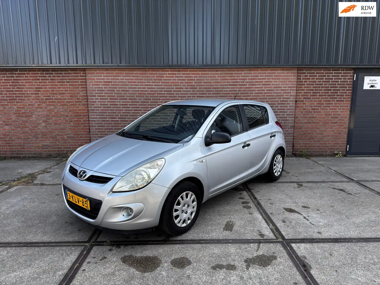 Hyundai i20 1.2i i-Drive Grijs - 1
