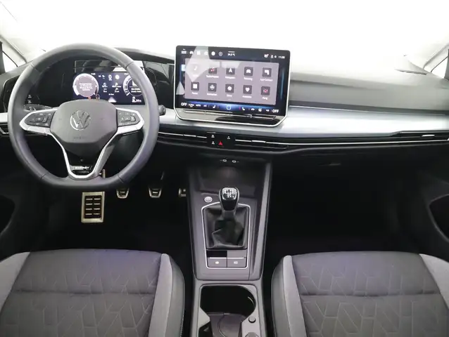 Volkswagen Golf view 9