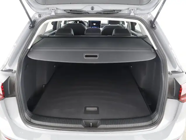 Volkswagen Golf view 7