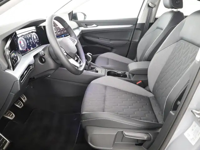 Volkswagen Golf view 8