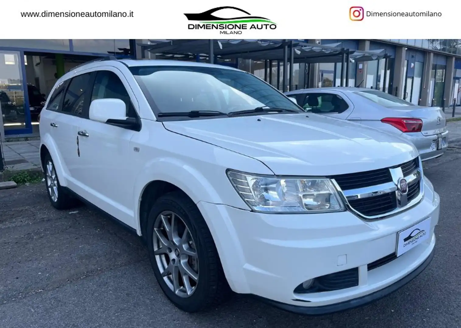 Fiat Freemont Freemont 2.0 7 POSTI Lounge 4x4 170cv auto Wit - 1