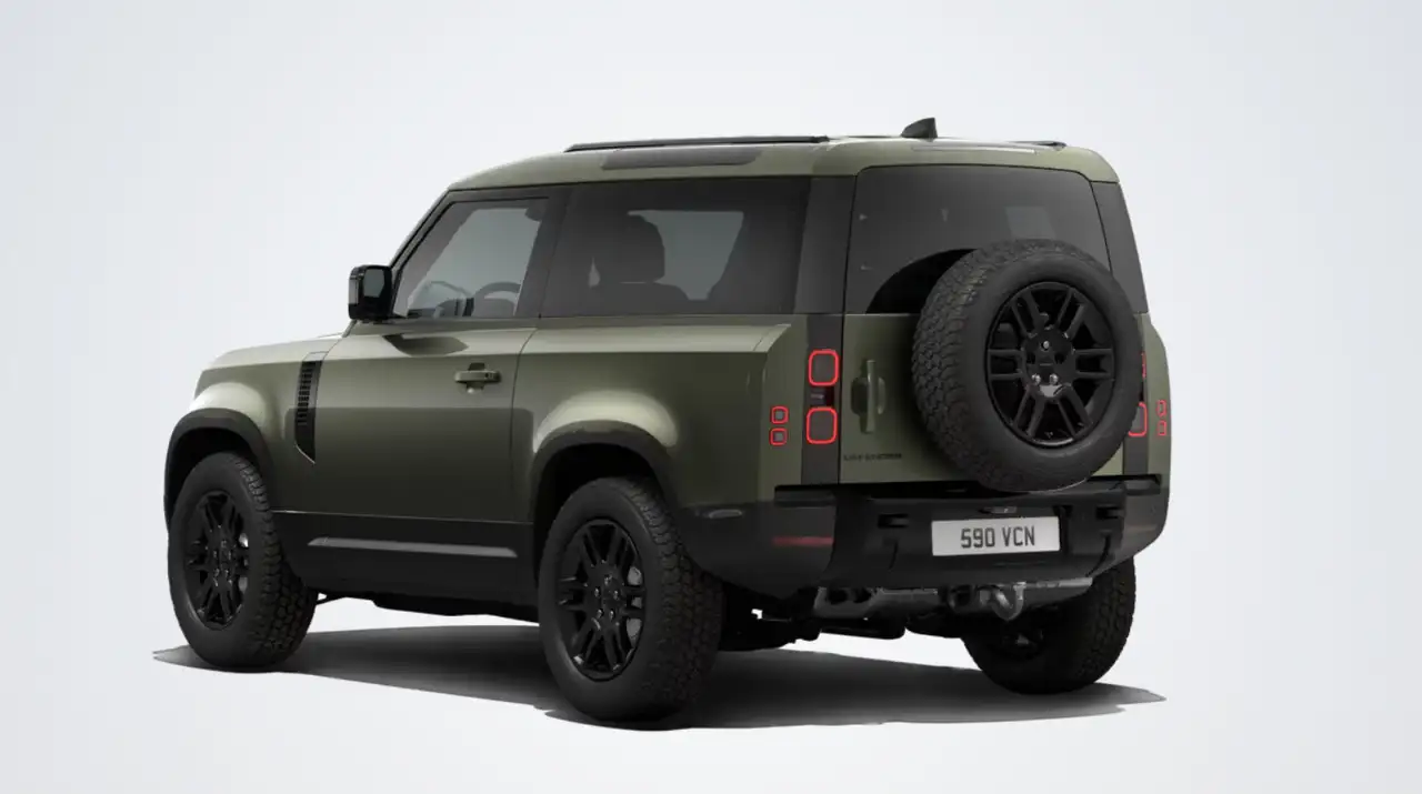 Land Rover Defender 2026