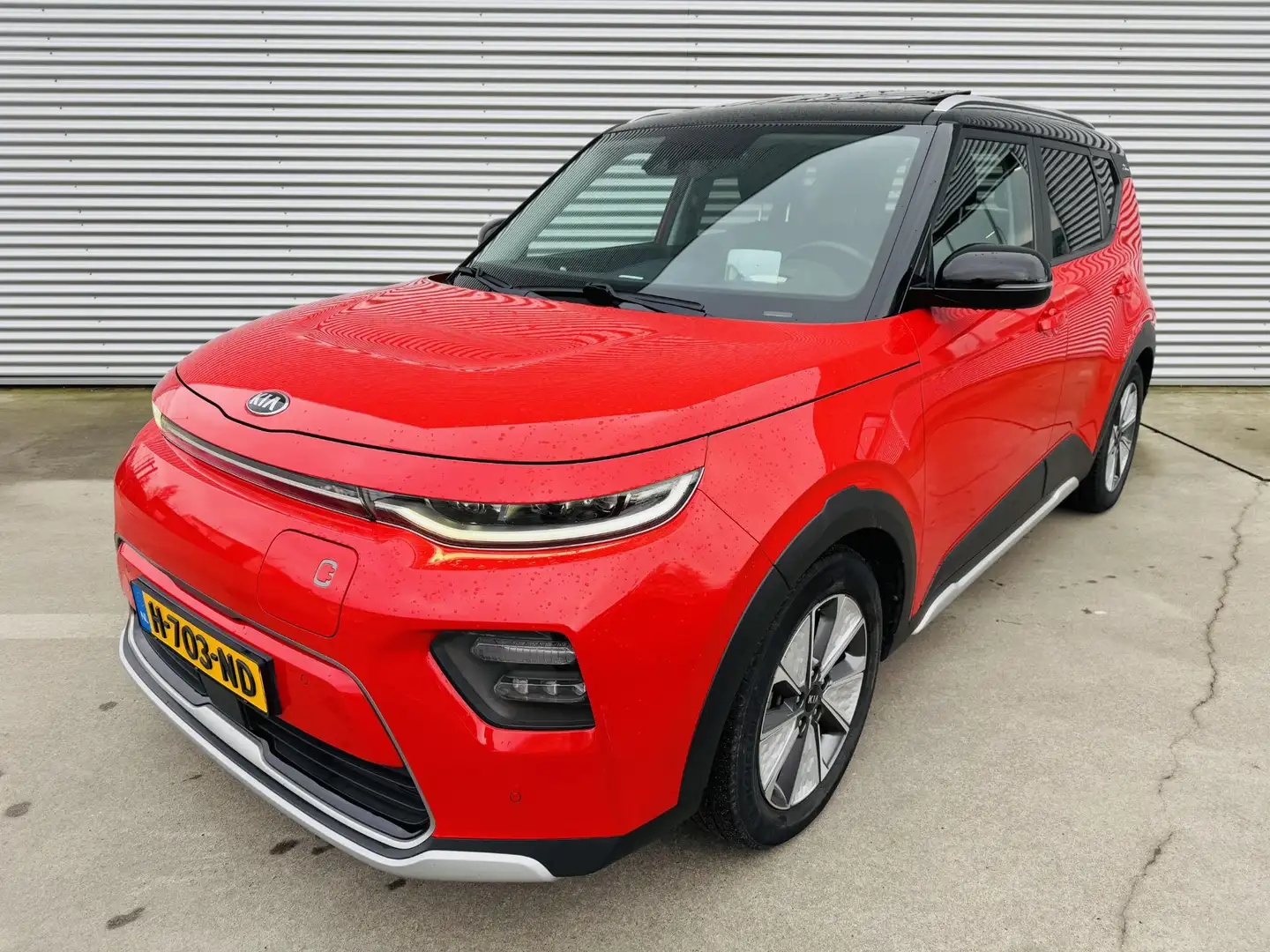 Kia Soul e-Soul ExecutiveLine 64 kWh Sunroof | Full options Rouge - 2