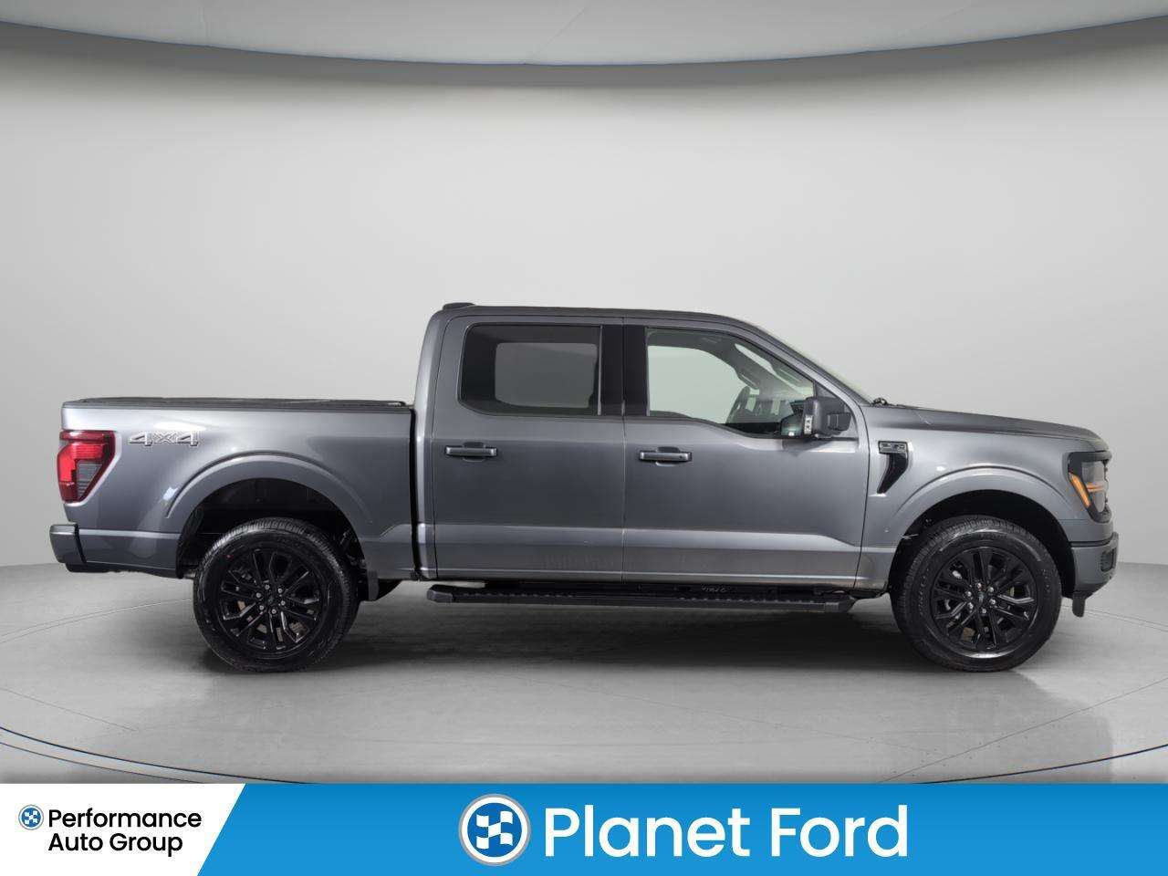 2026 Ford F-150 XLT 4WD SuperCrew 5.5' Box 5.0L V8 ENGINE — снимка 1