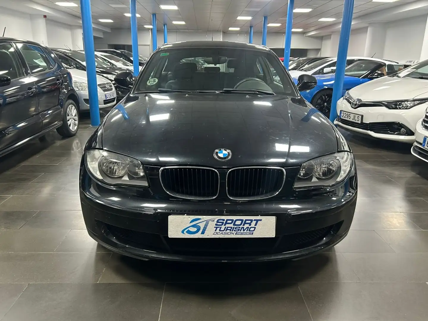 BMW 116 116d Zwart - 2