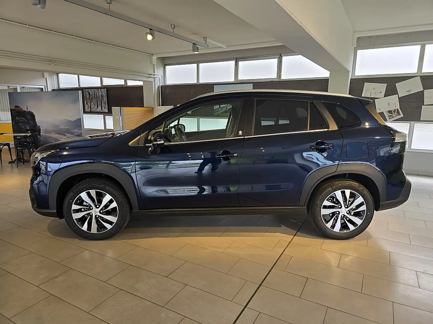 Suzuki S-Cross 1,4 DITC Hybrid flash Blauw - 2