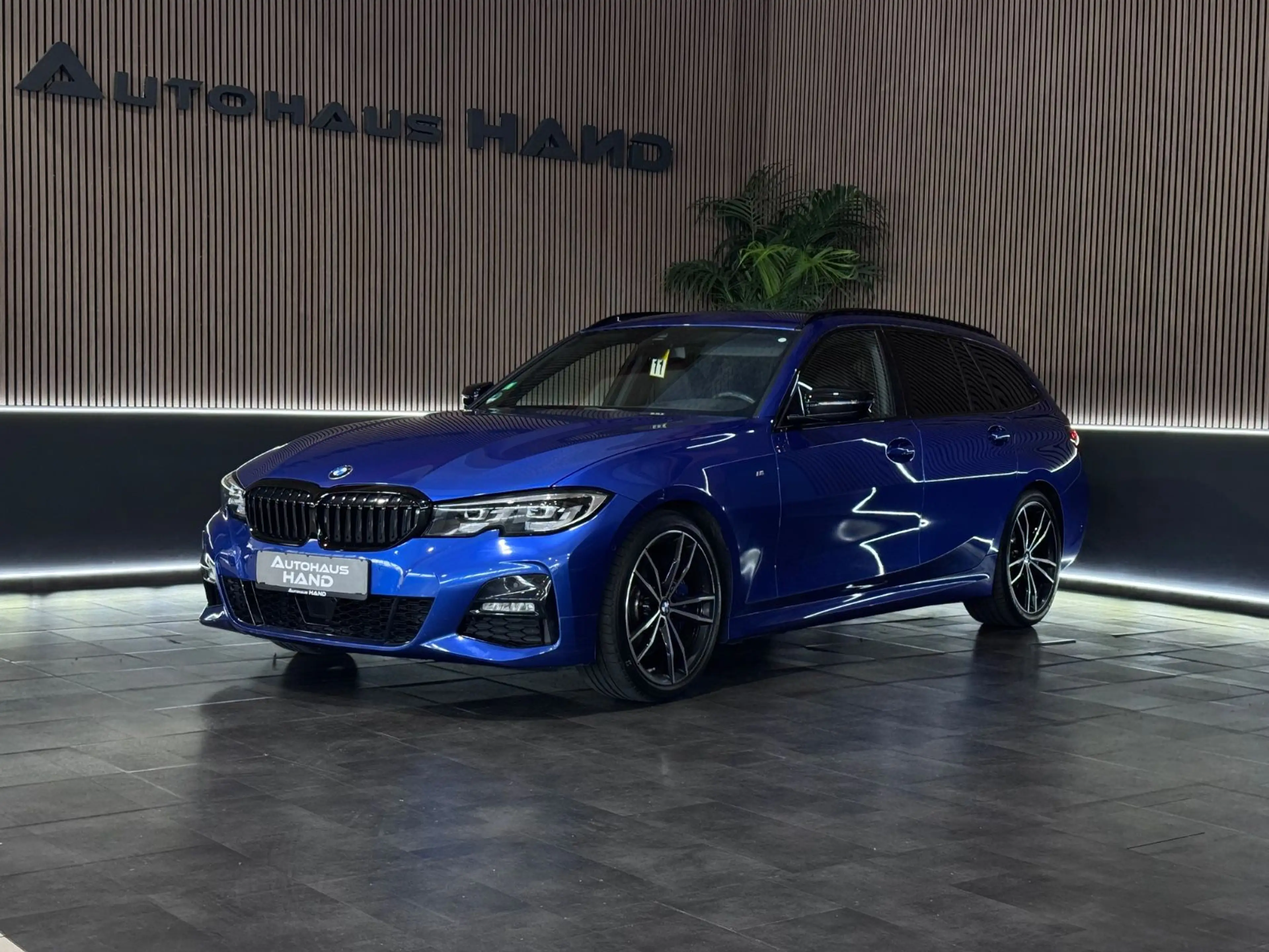 BMW 330 i*1.Hand*ACC*M-SPORT*Navi*LED*Shadow-Line*