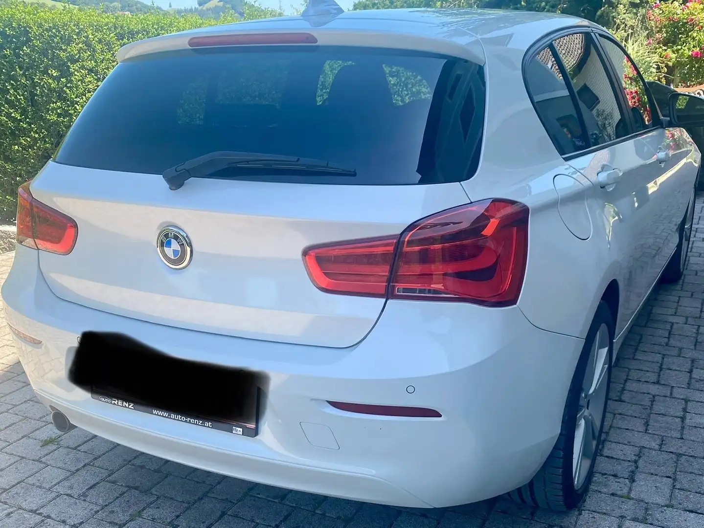 BMW 114 114d Advantage Weiß - 2