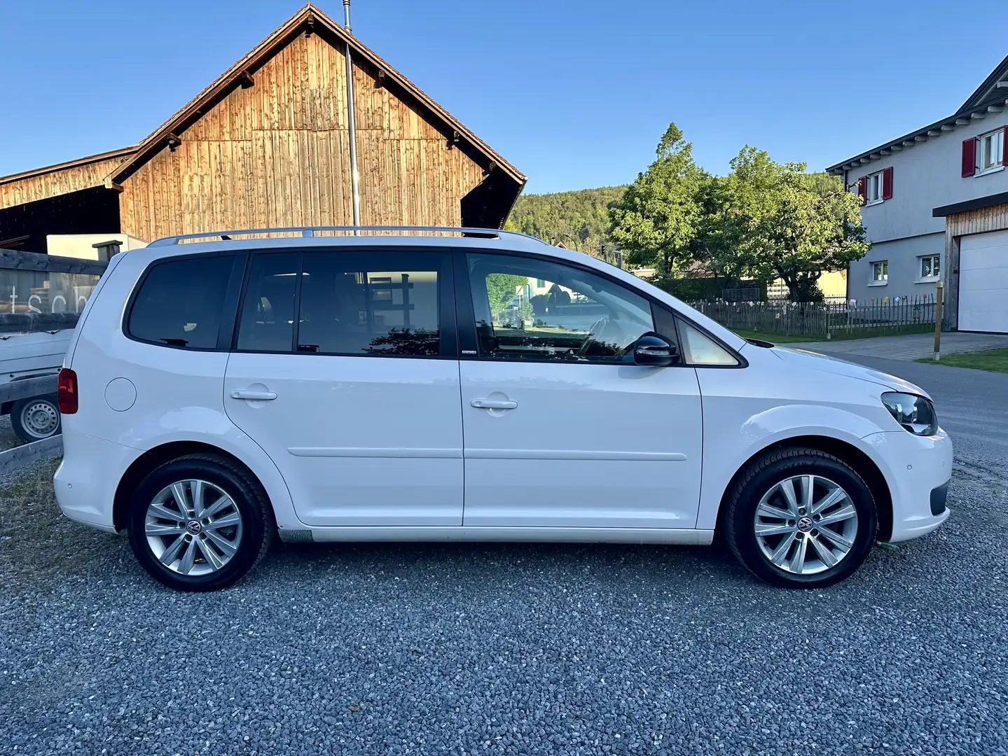 Volkswagen Touran Style 1,6 TDI DPF Weiß - 2