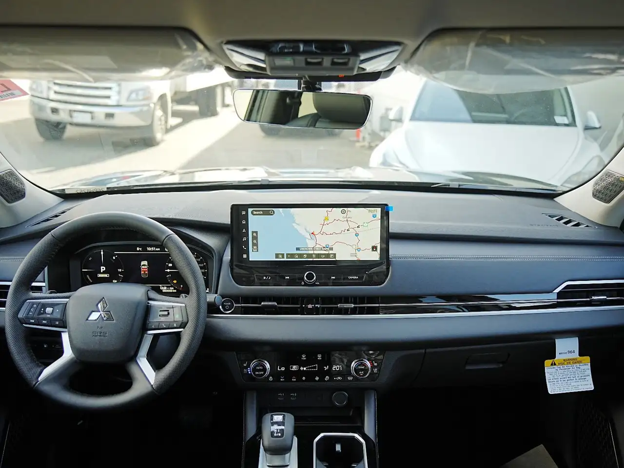 Mitsubishi Outlander снимка Mitsubishi Outlander