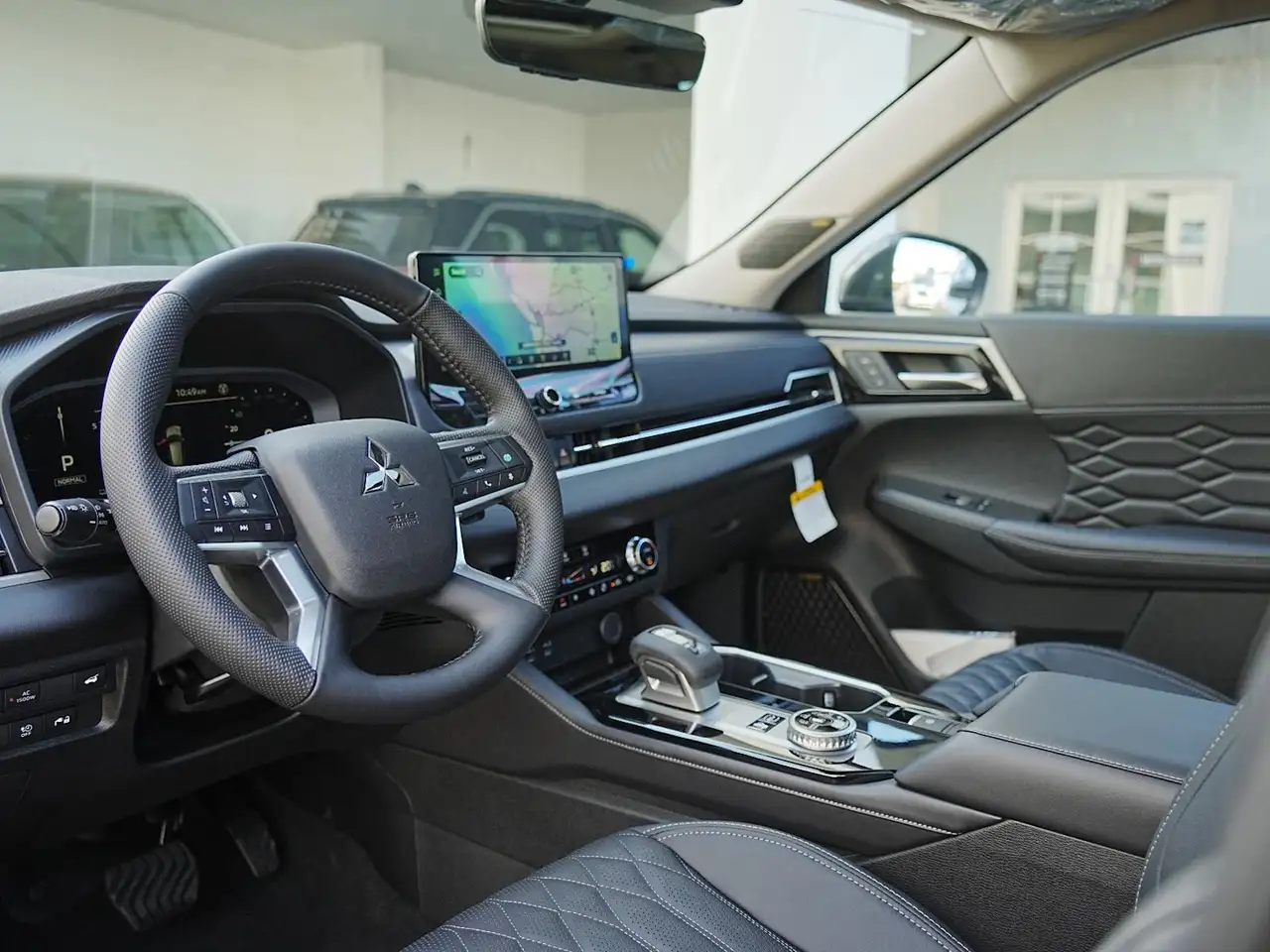 Mitsubishi Outlander снимка Mitsubishi Outlander