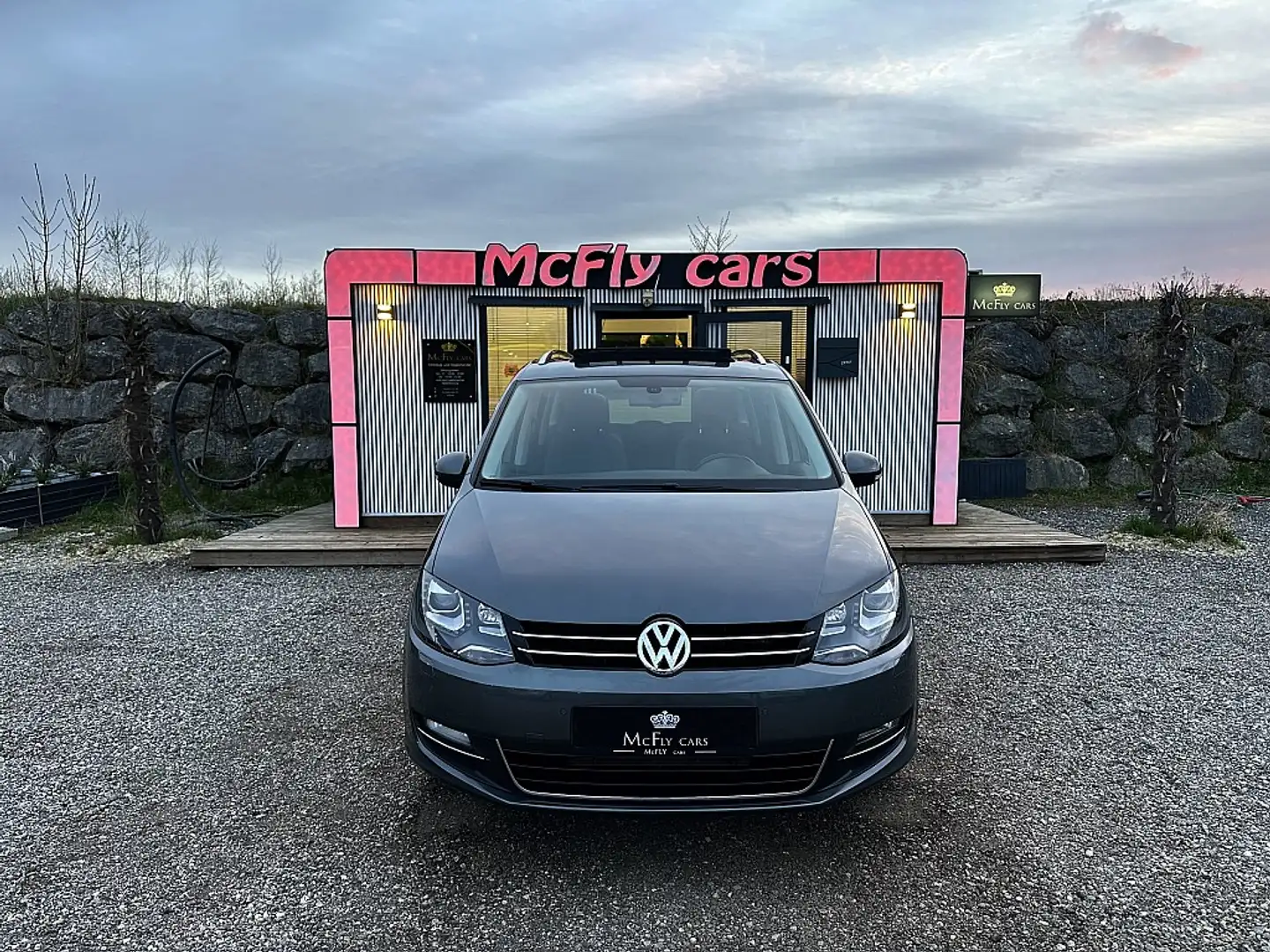 Volkswagen Sharan SKY 2,0 - TOP ZUSTAND - 7 SITZER -  ALLRAD - AL... Grau - 2
