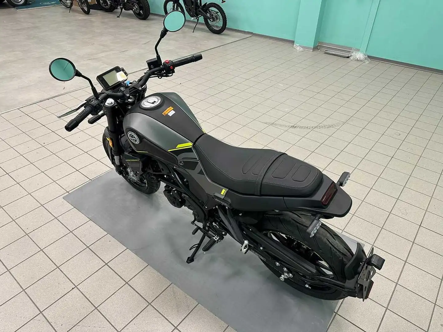 Benelli Leoncino LEONCINO 250 Grau - 2