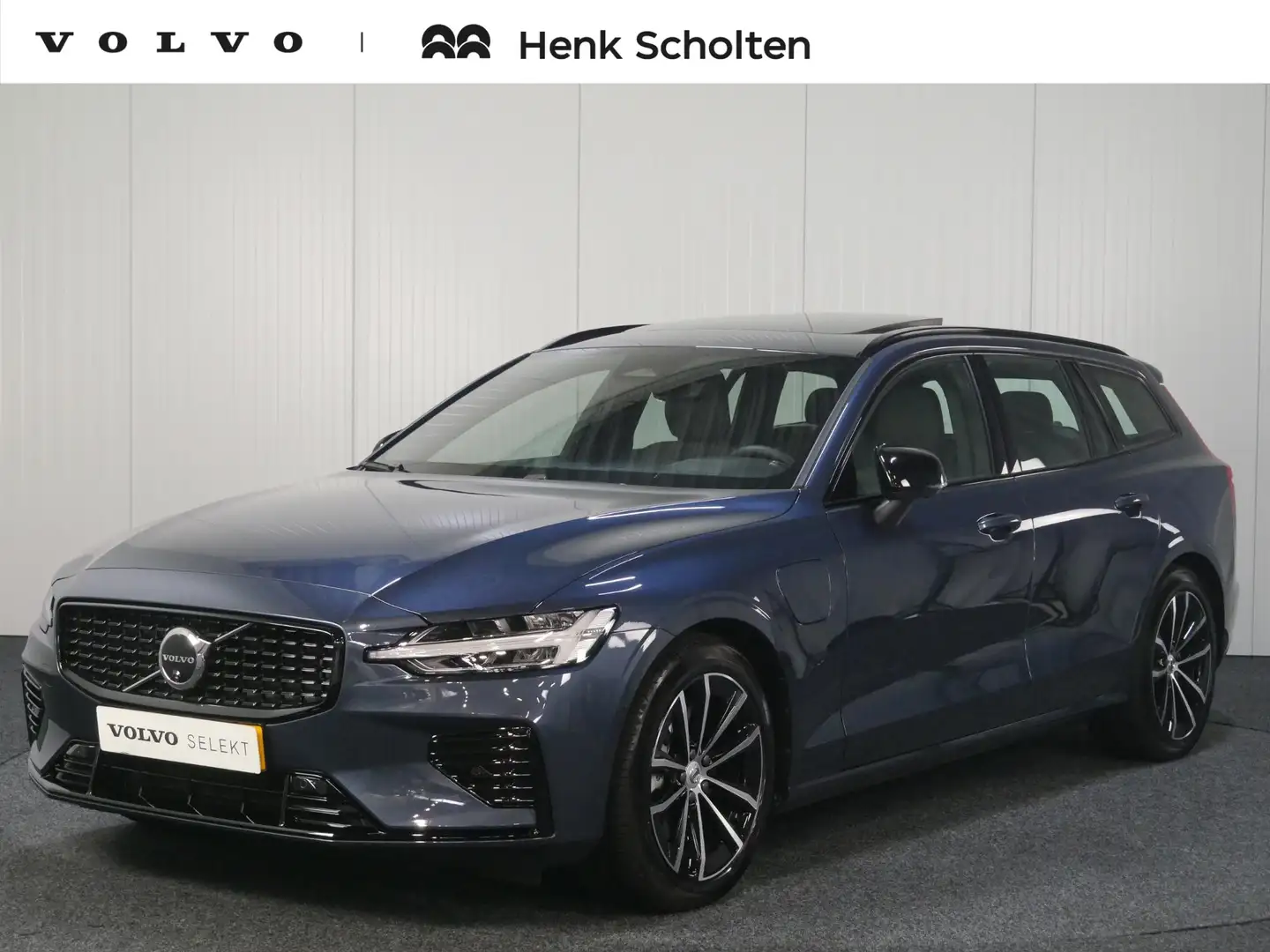 Volvo V60 T6 Automaat Recharge AWD Plus Dark, Volvo V60 T6 R Blauw - 1