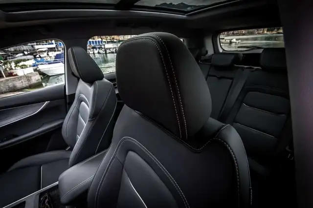 DR Automobiles DR6.0 view 5