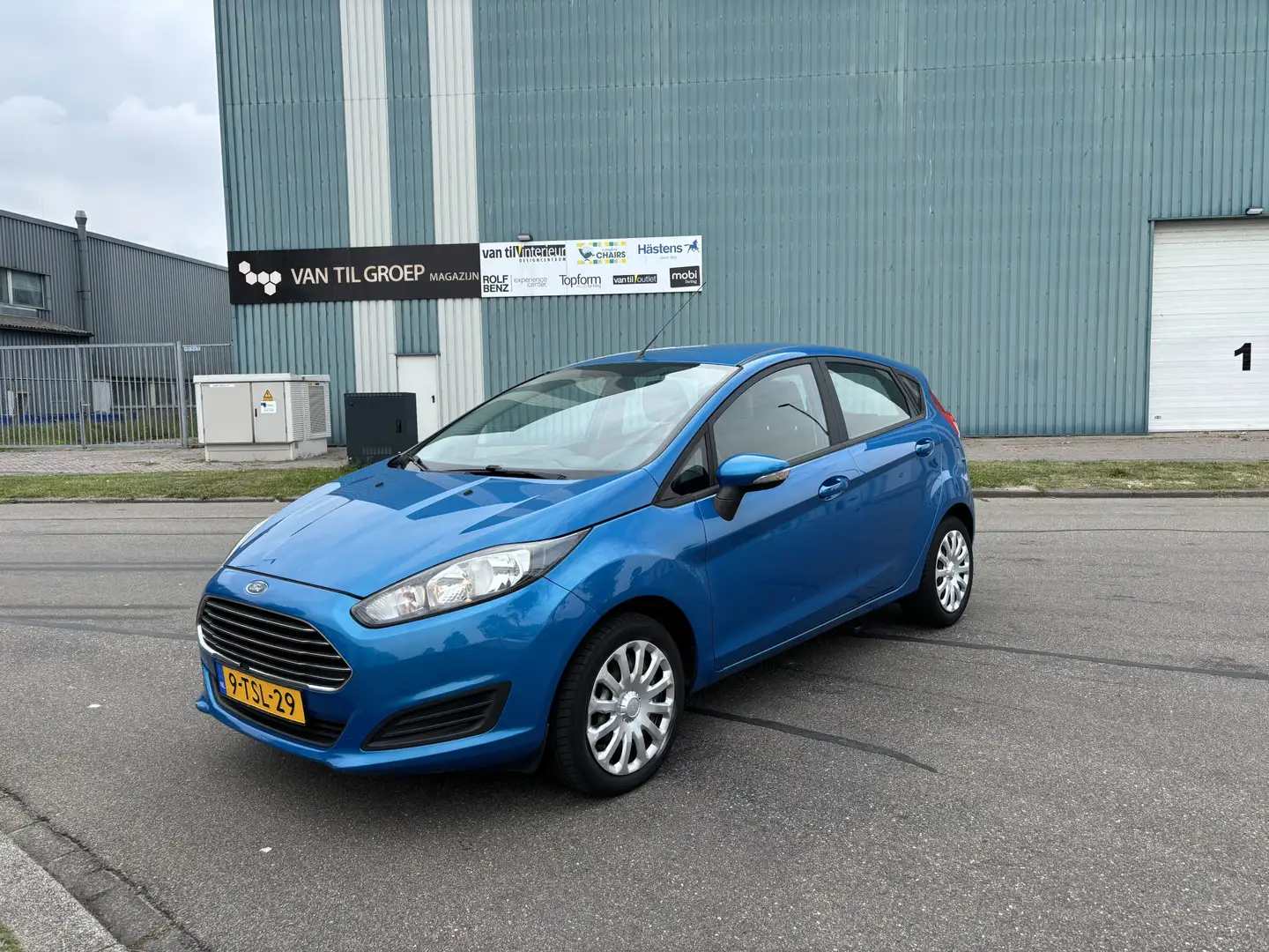 Ford Fiesta 1.0i Style 5-Deurs 66 PK. Net distributieriem en w Blauw - 1