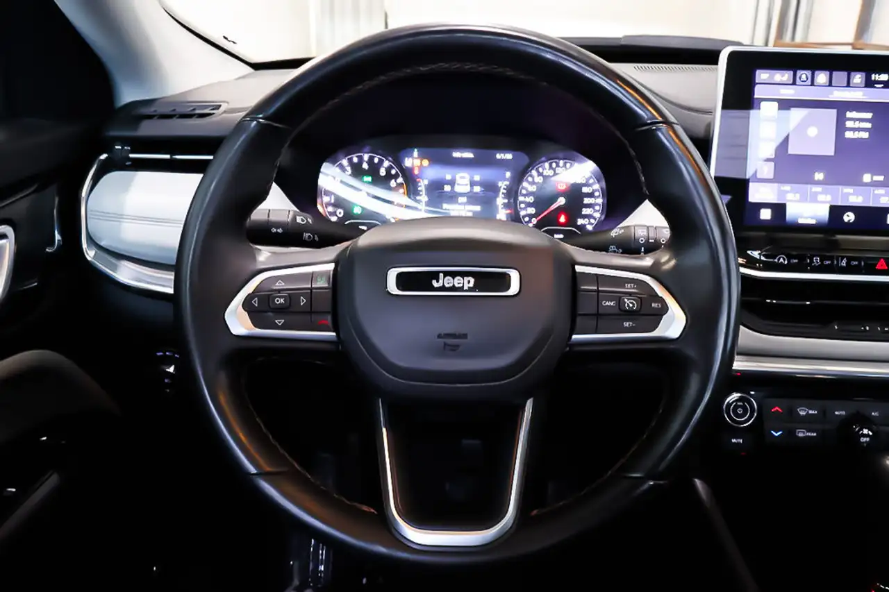 Jeep Compass снимка Jeep Compass