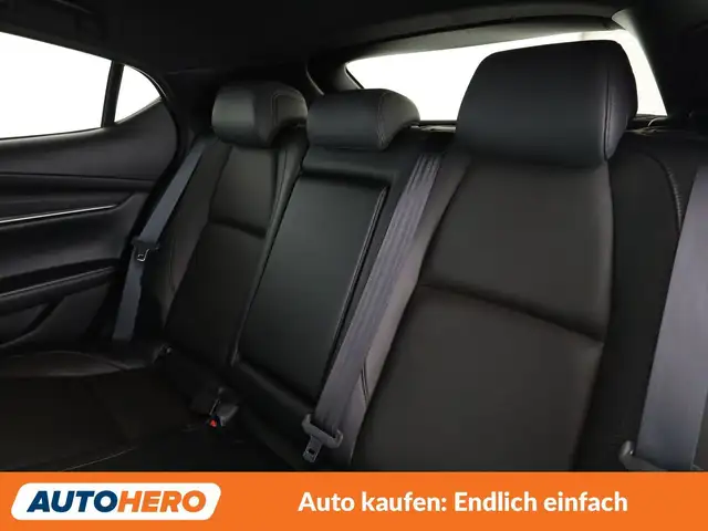 Mazda Mazda3 view 14