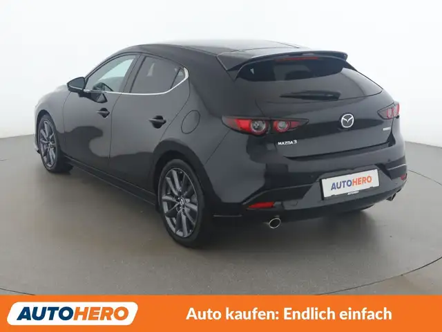 Mazda Mazda3 view 4
