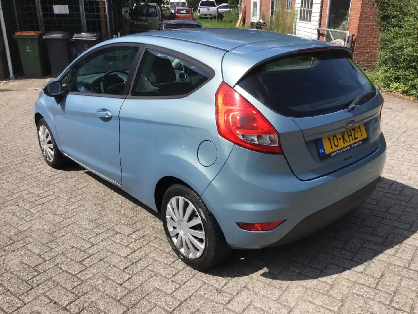 Ford Fiesta 1.25 LIMITED Gris - 2