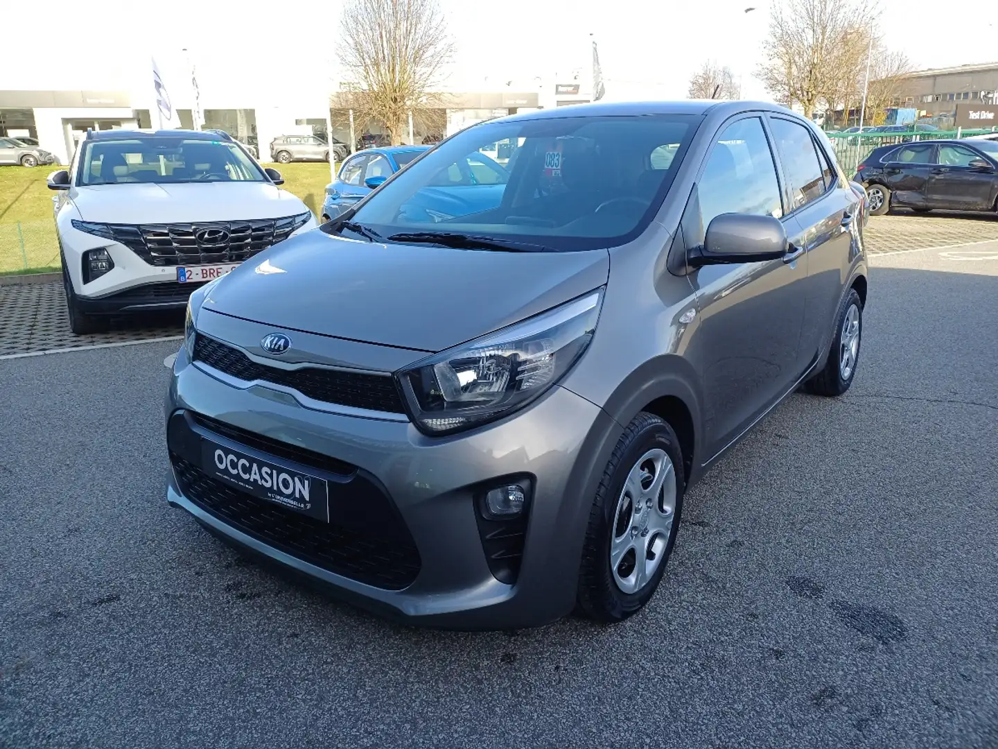 Kia Picanto PURE Grijs - 1