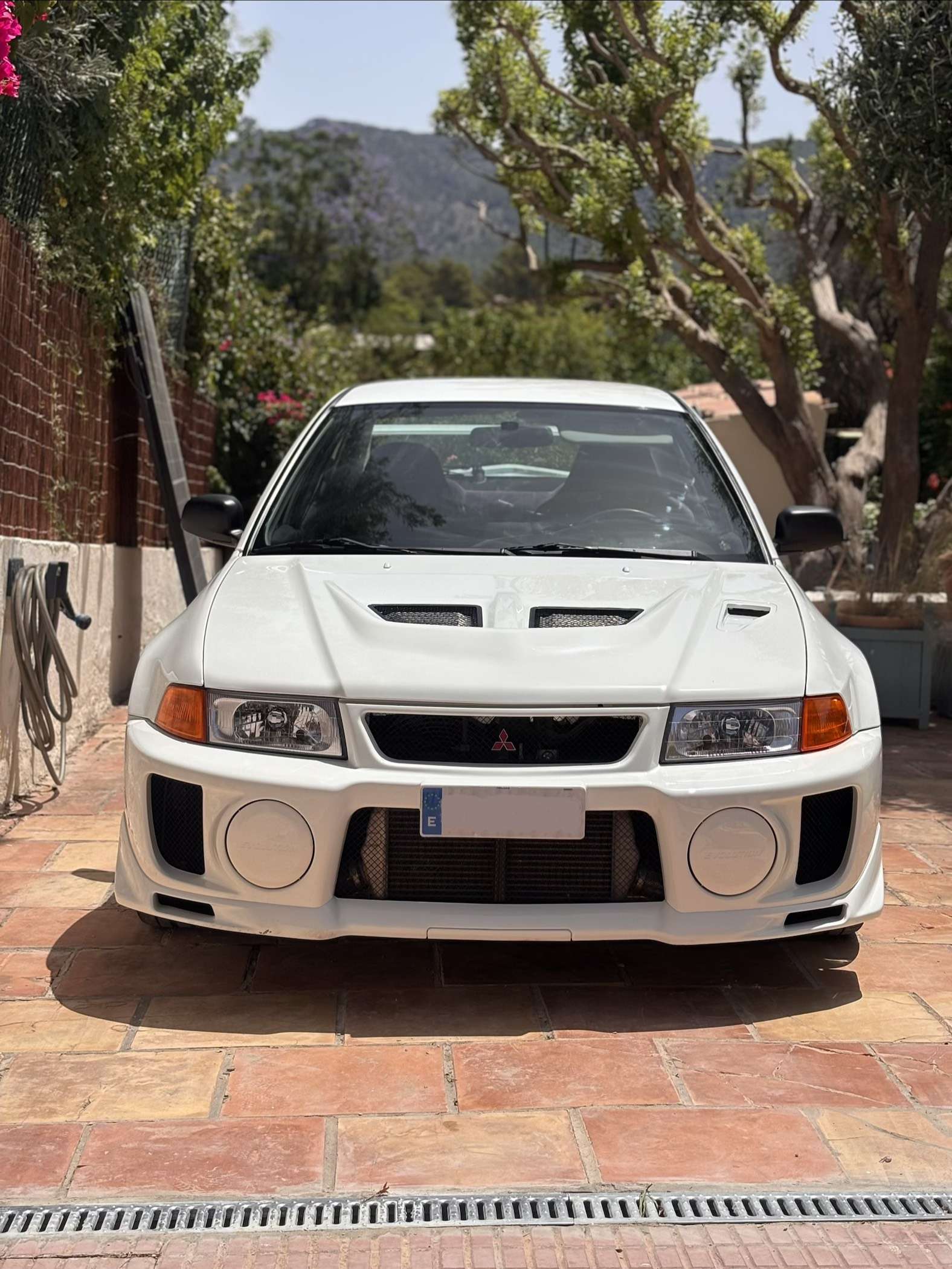 Mitsubishi Lancer - foto 1