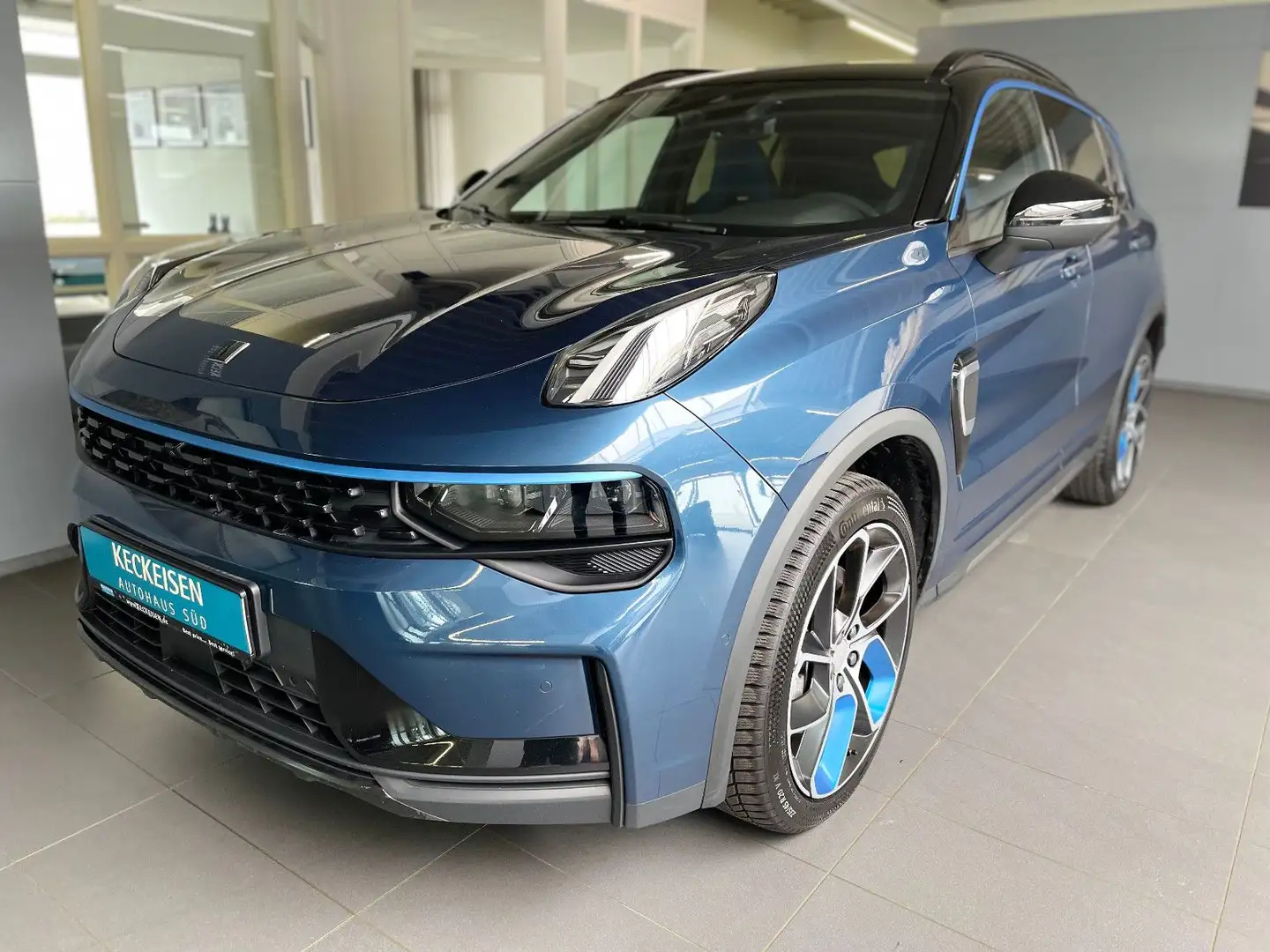 Otros 01 PHEV Automatik Plug In Hybrid 360°Kamera MJ23 Azul - 1