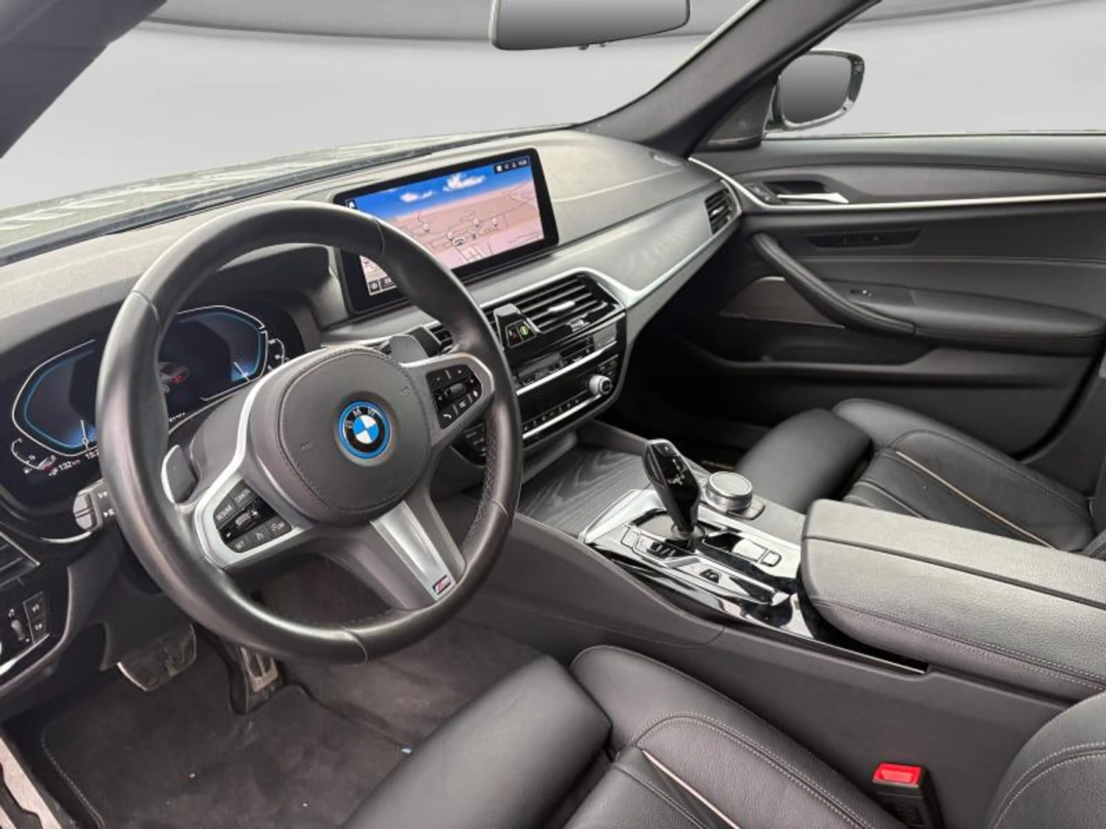 BMW 545 Berline — photo 9